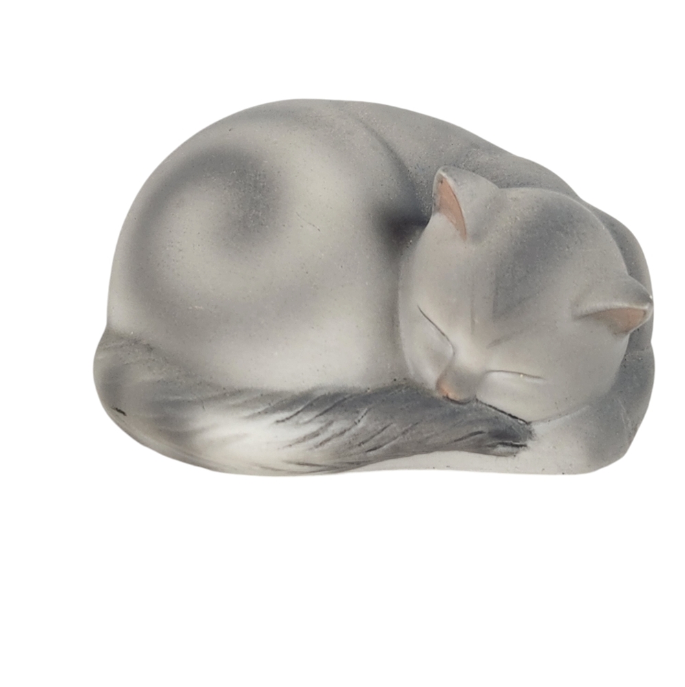 Vintage Avon 1984 Porcelain Tabby Cat Sleeping Napping Figurine Rare Collectible